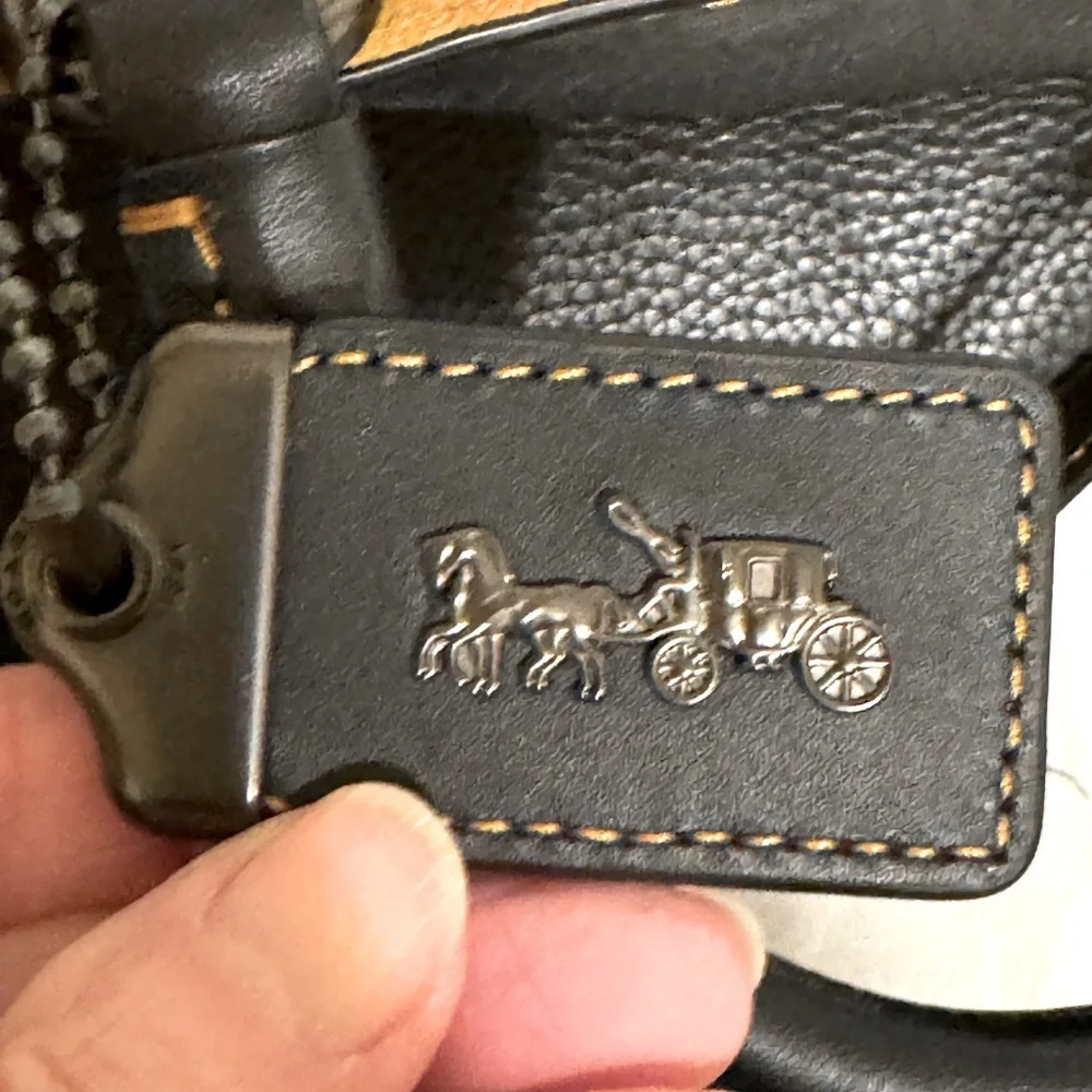 Coach 1941 Rogue 31 Genuine Glovetanned  Pebble Leather 38124 Black - Picture 9 of 11